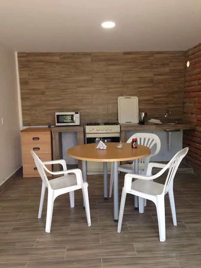Hostal Magenta Vip Quito Affittacamere