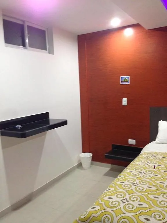 Hostal Magenta Vip Quito Penzion