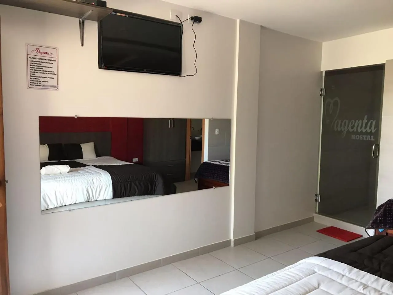Hostal Magenta Vip Quito Penzion